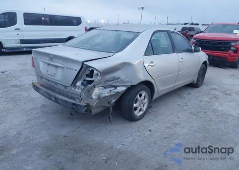 2005 Toyota Camry Xle z USA, uszkodzony, nr VIN 4T1BE32K65U012952